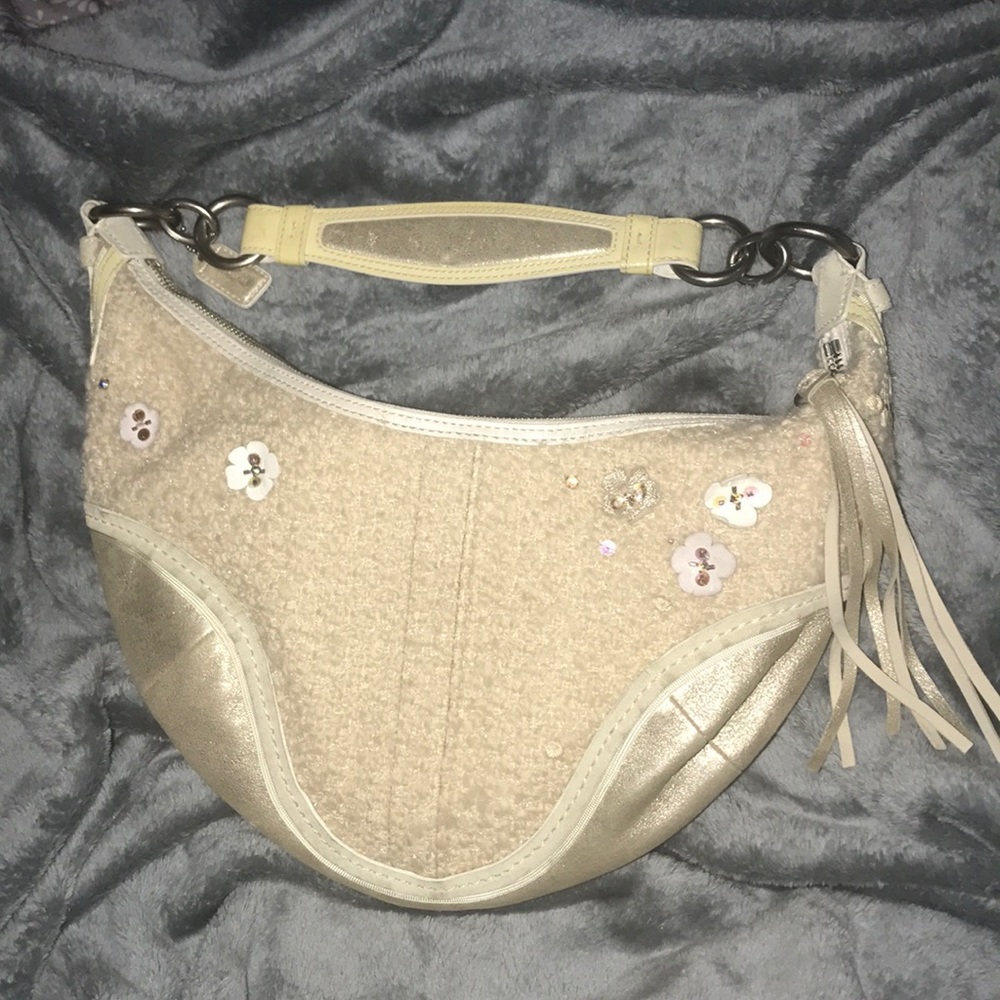 Adorable authentic Coach clutch